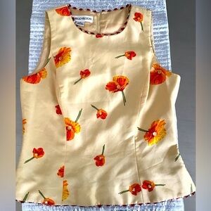 Beautiful,rich colored 100% silk top by Novello-Bloom size 10.  EUC